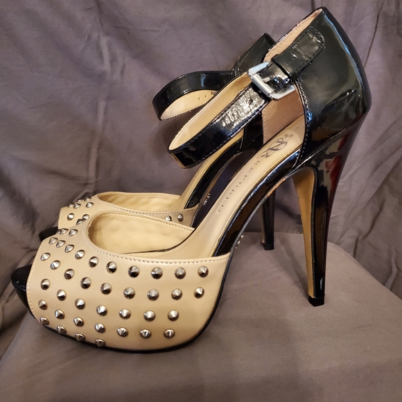 COPY - Rocking Republic Studded Heels - Picture 3 of 9